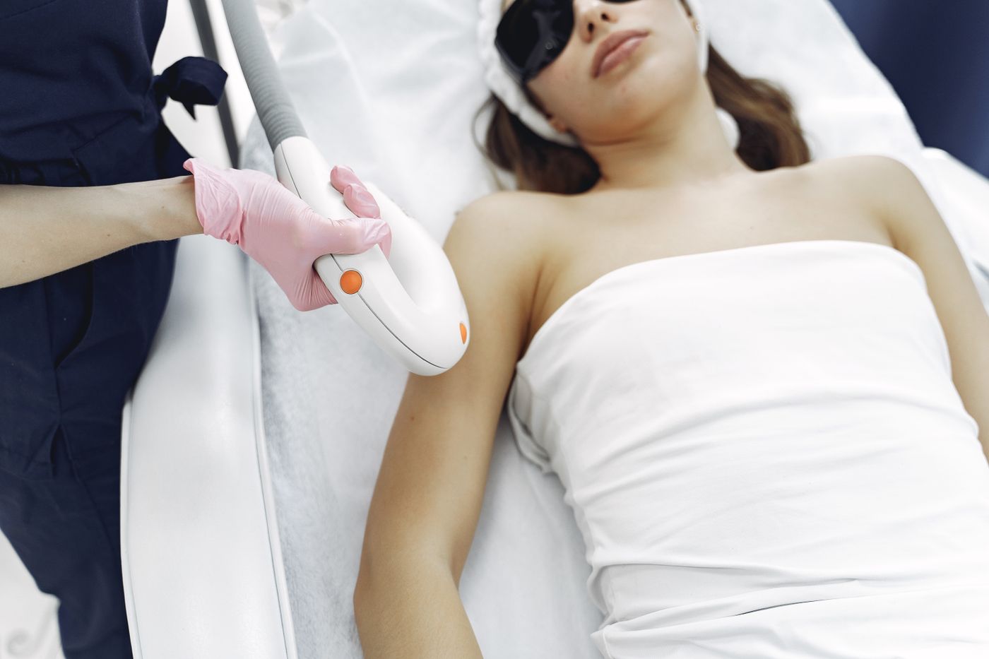 Trajtim laser në klinikë estetike